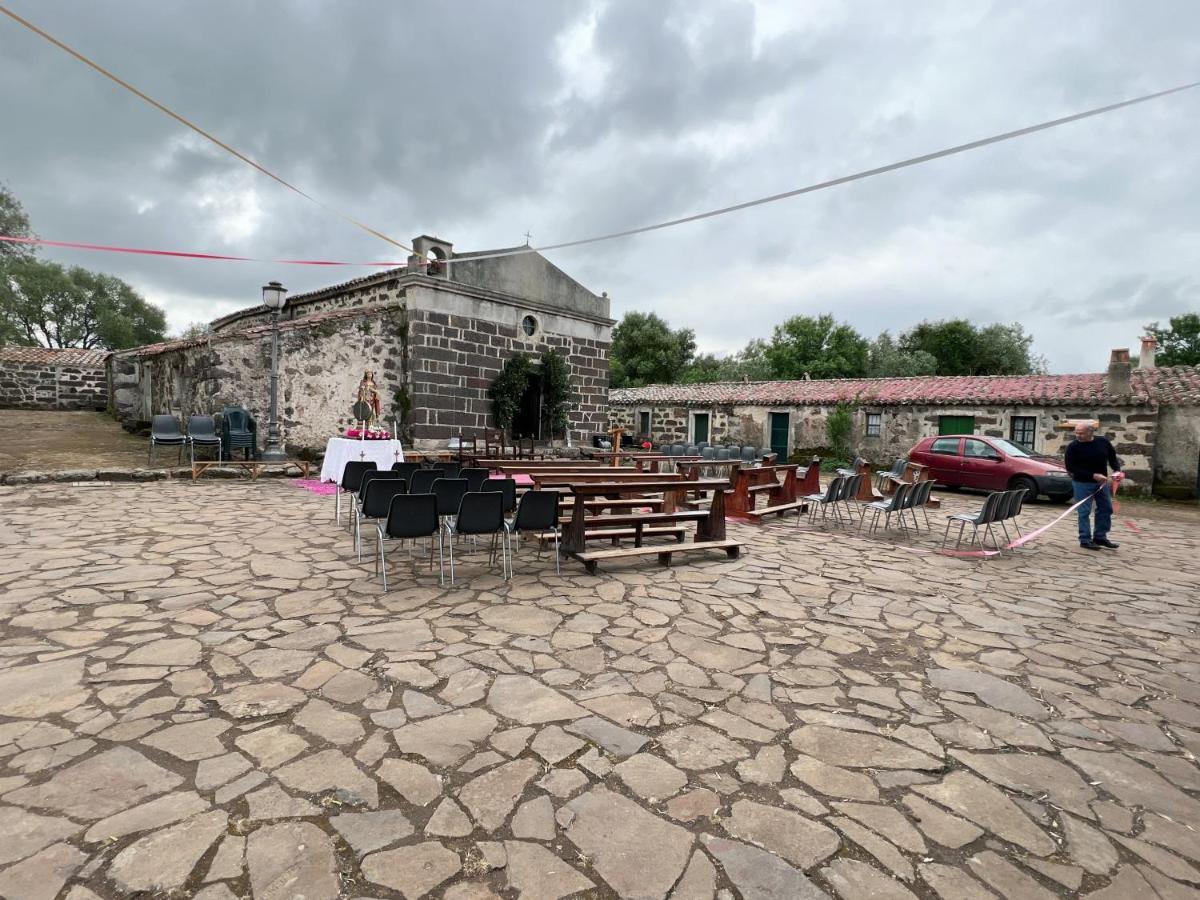 Muristene Pozzo Santa Cristina Paulilatino Bagian luar foto