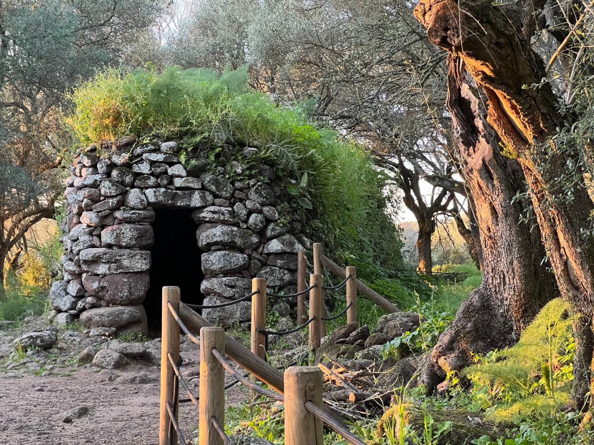 Muristene Pozzo Santa Cristina Paulilatino Bagian luar foto